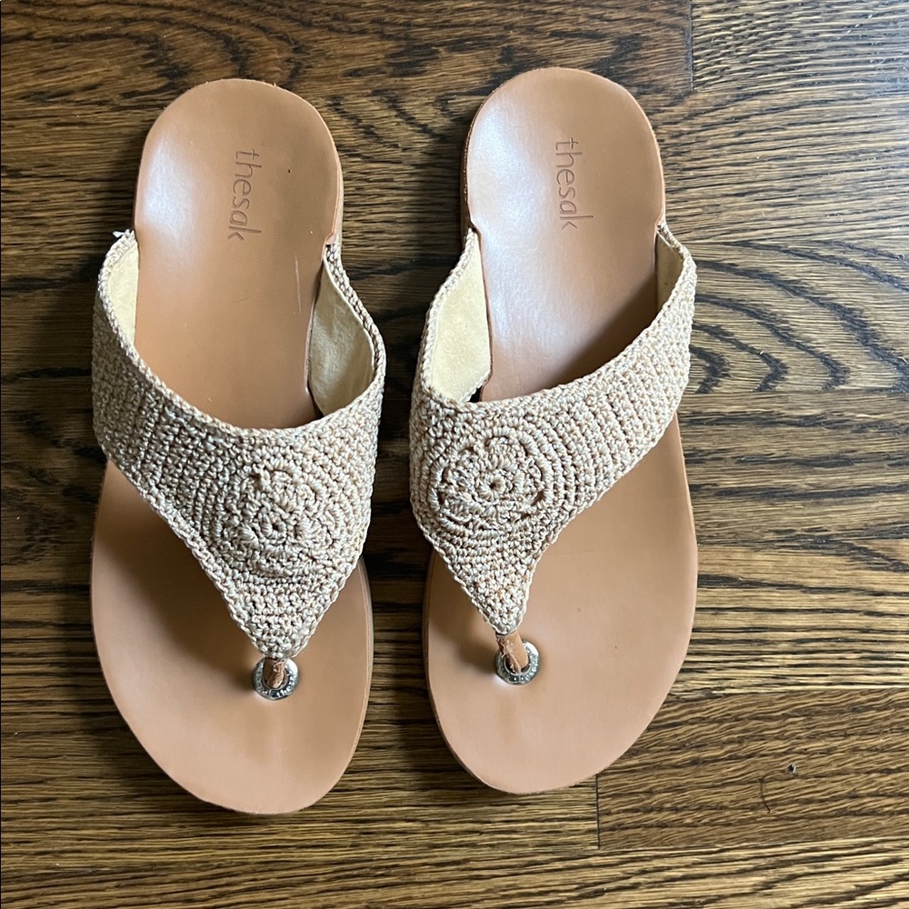 The Sak Shana Thong Sandal in Crochet, Slip On Sandal. Size 9 - Picture 5 of 8